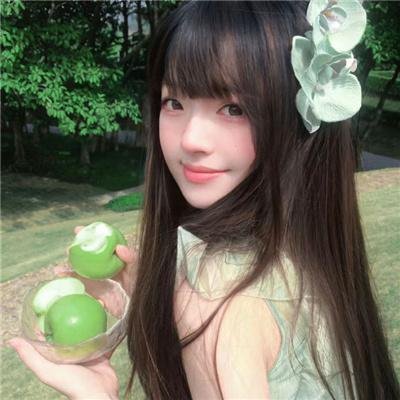 露露·贝特小姐
